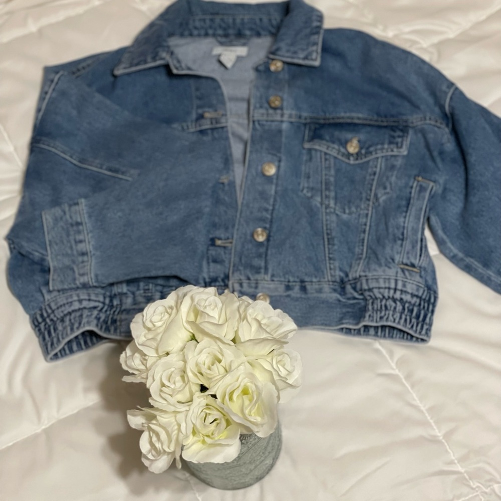 Forever 21 - Cropped Jean Jacket - NWT
